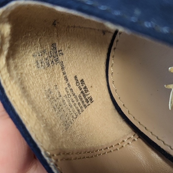 Blue Faux Suede Heels by Fioni size 8 - Picture 3 of 8